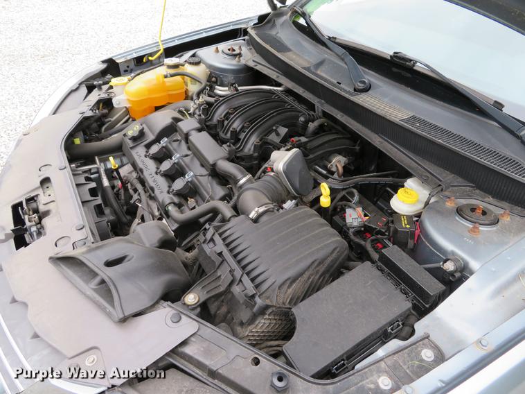 image for item DE8061 2010 Chrysler Sebring Touring convertible