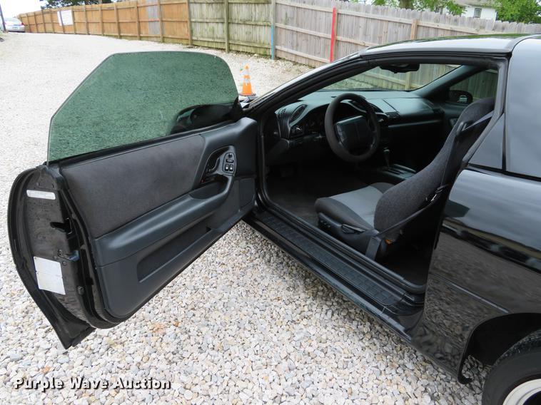 image for item DE8062 1994 Chevrolet Camaro Z28