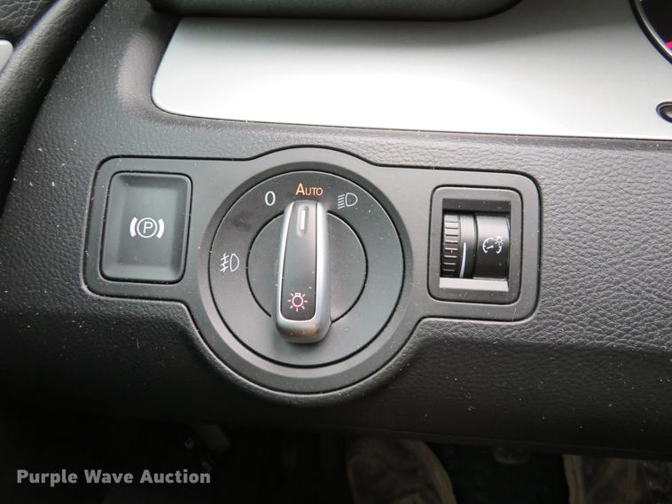 image for item DE8063 2010 Volkswagen CC