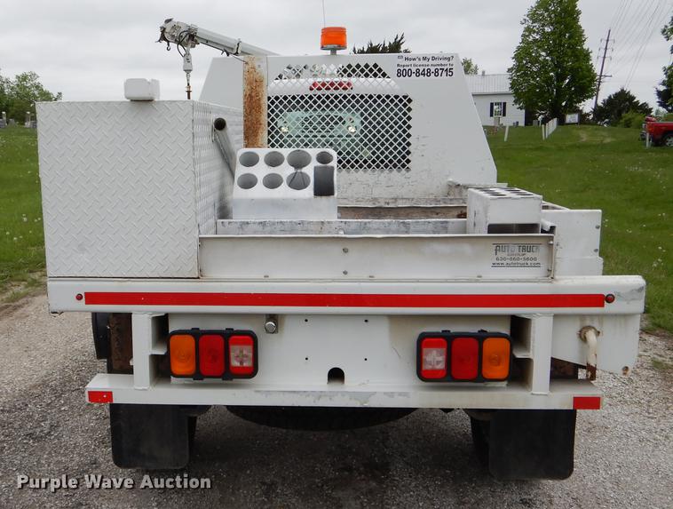 image for item DE8378 2014 Toyota Tacoma utility bed pickup truck