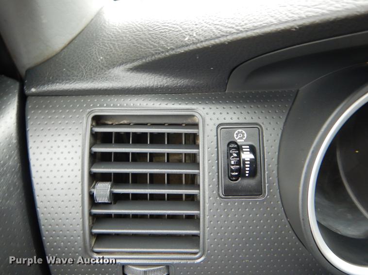 image for item DE8378 2014 Toyota Tacoma utility bed pickup truck