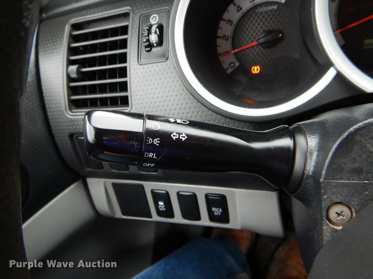 image for item DE8378 2014 Toyota Tacoma utility bed pickup truck