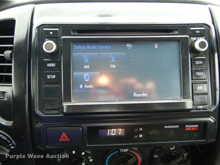 image for item DE8378 2014 Toyota Tacoma utility bed pickup truck