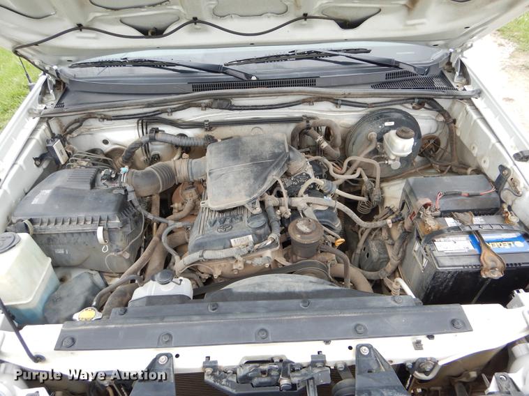 image for item DE8378 2014 Toyota Tacoma utility bed pickup truck