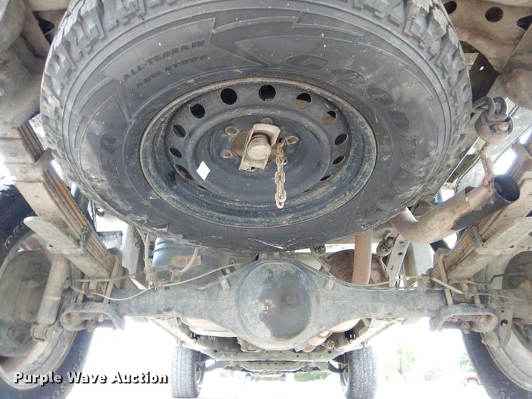 image for item DE8378 2014 Toyota Tacoma utility bed pickup truck