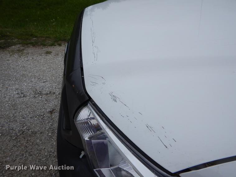 image for item DE8378 2014 Toyota Tacoma utility bed pickup truck