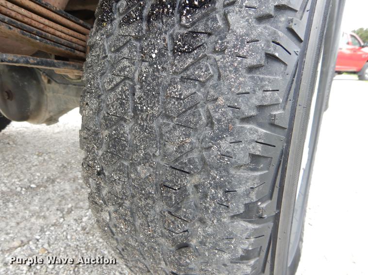 image for item DE8378 2014 Toyota Tacoma utility bed pickup truck