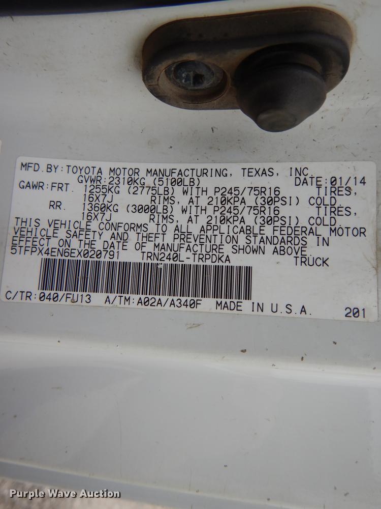 image for item DE8378 2014 Toyota Tacoma utility bed pickup truck