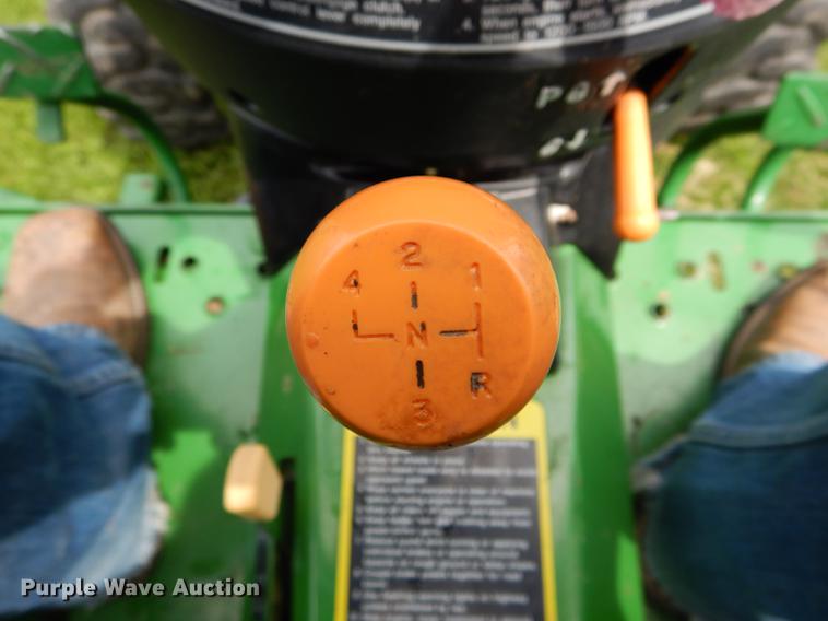 image for item DE8386 2006 John Deere 790 MFWD tractor