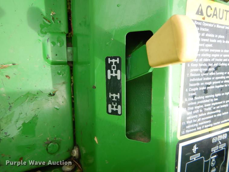 image for item DE8386 2006 John Deere 790 MFWD tractor