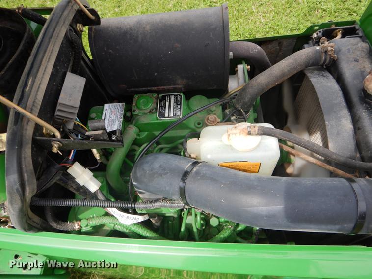 image for item DE8386 2006 John Deere 790 MFWD tractor