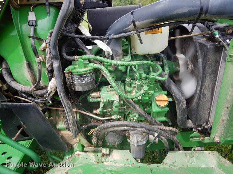 image for item DE8386 2006 John Deere 790 MFWD tractor