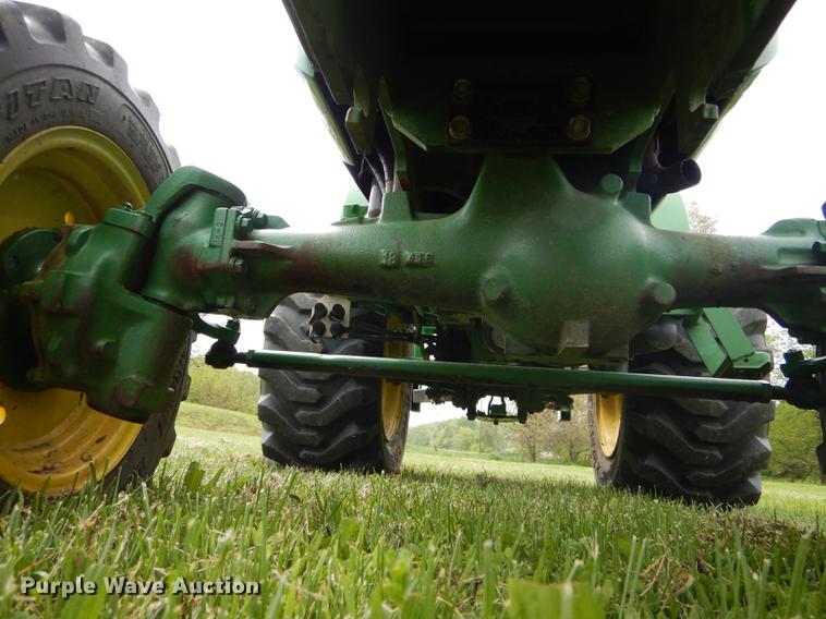 image for item DE8386 2006 John Deere 790 MFWD tractor