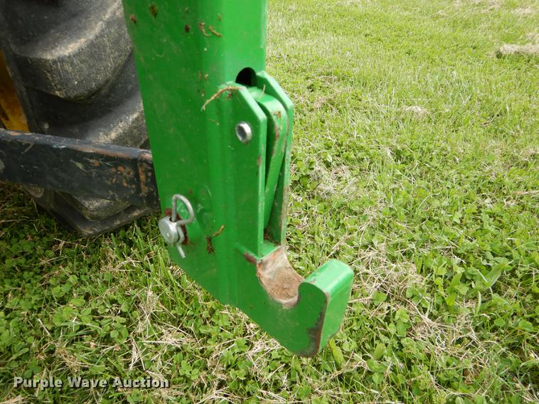 image for item DE8386 2006 John Deere 790 MFWD tractor