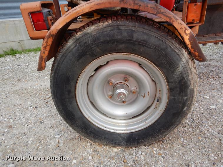 image for item DE8401 E-Z Crusher rim crusher