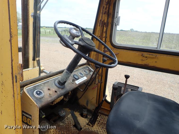 image for item DF1179 Hyster P80A forklift