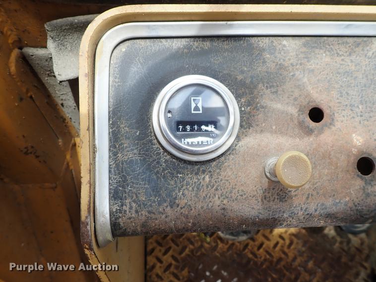 image for item DF1179 Hyster P80A forklift