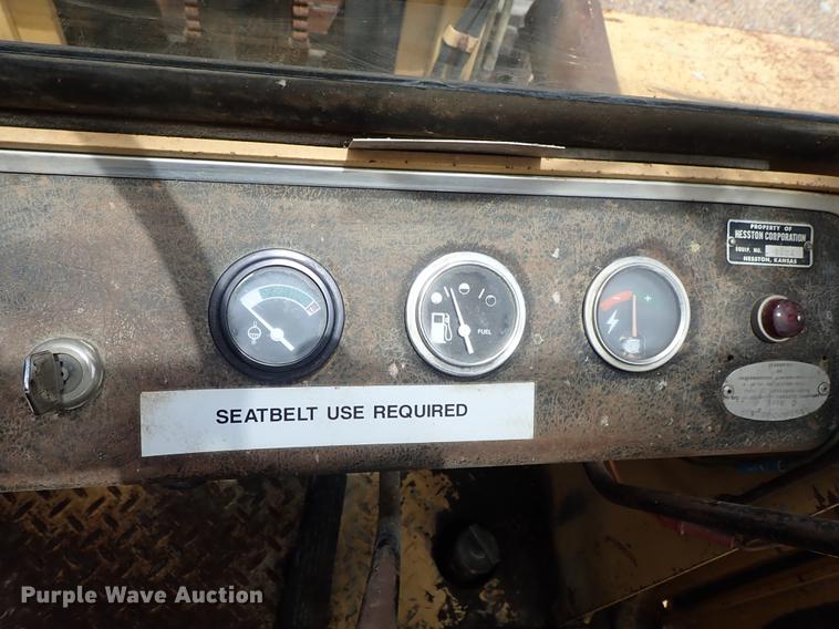 image for item DF1179 Hyster P80A forklift