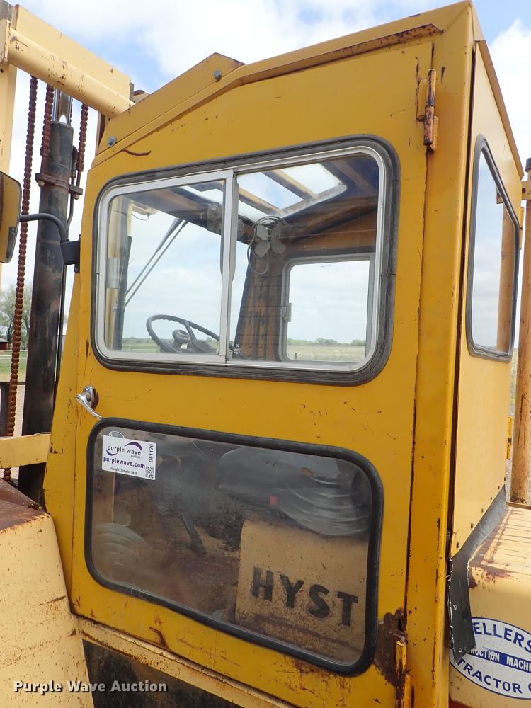 image for item DF1179 Hyster P80A forklift