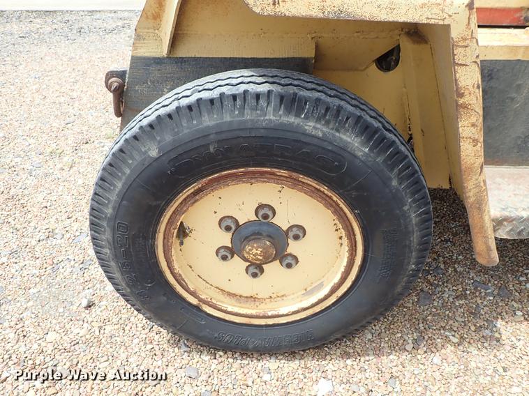 image for item DF1179 Hyster P80A forklift