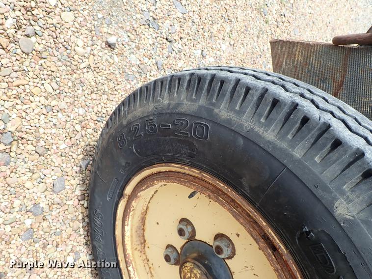 image for item DF1179 Hyster P80A forklift