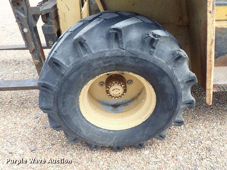 image for item DF1179 Hyster P80A forklift