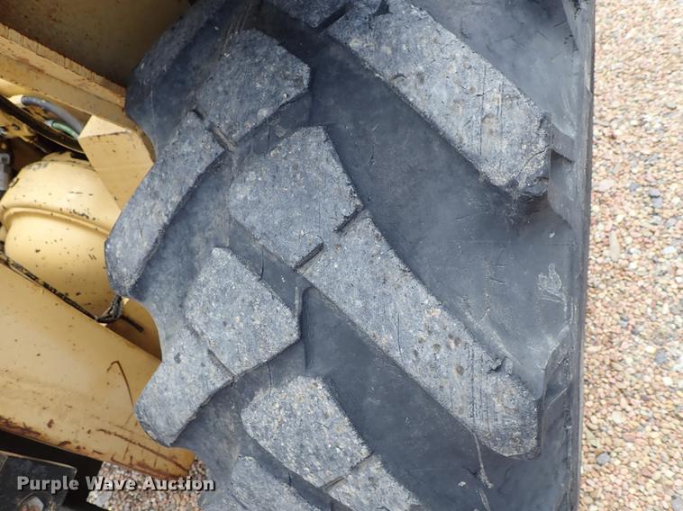 image for item DF1179 Hyster P80A forklift