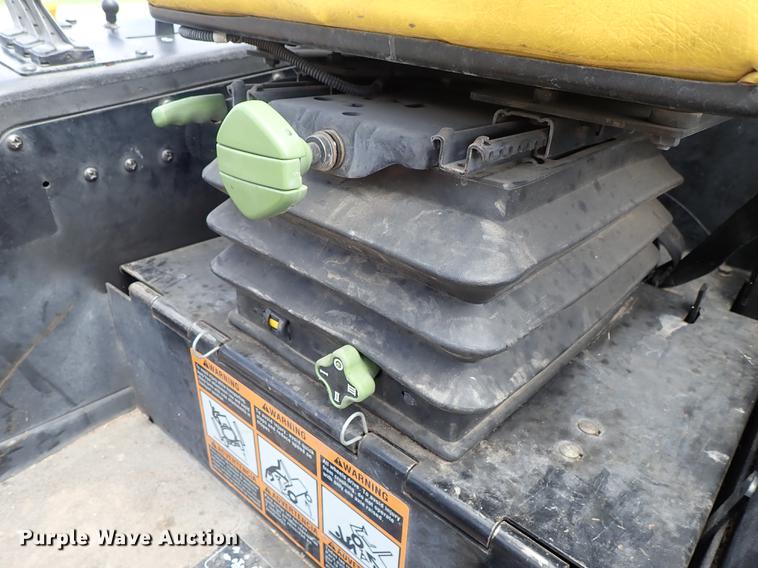 image for item DF1180 John Deere 1600 mower