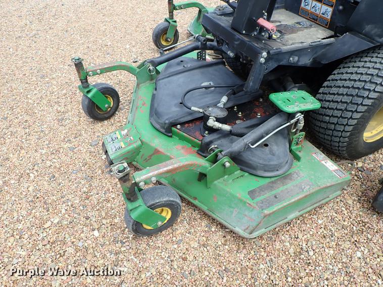 image for item DF1180 John Deere 1600 mower