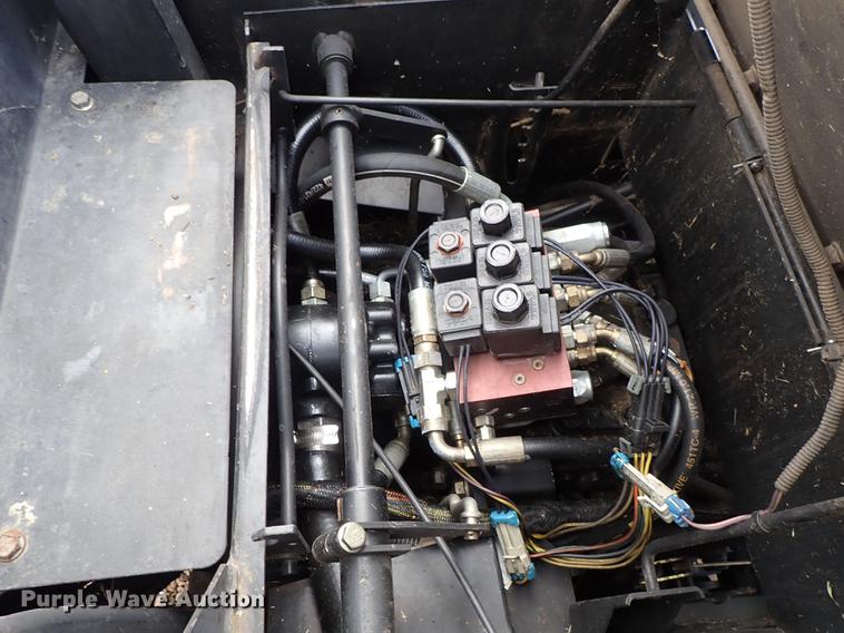 image for item DF1180 John Deere 1600 mower