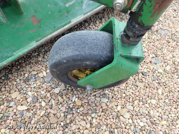 image for item DF1180 John Deere 1600 mower