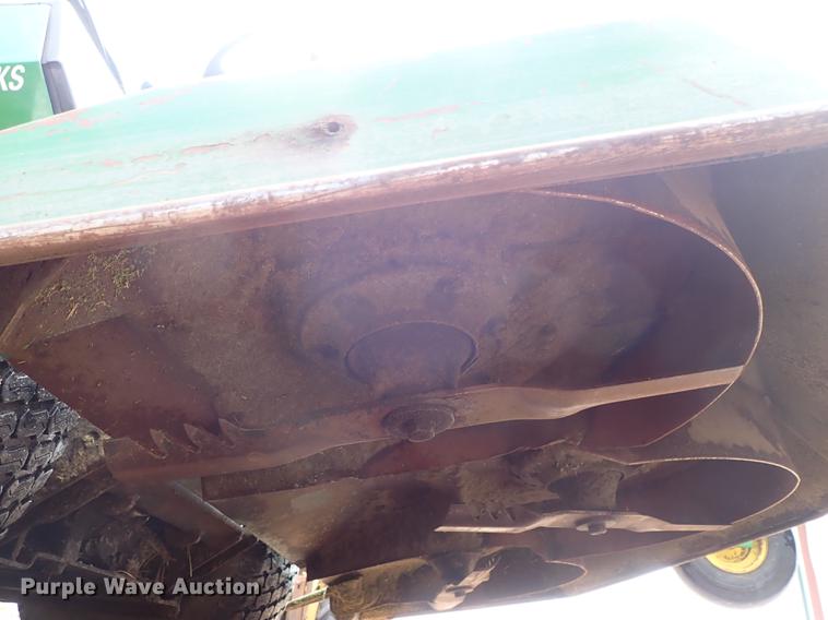 image for item DF1180 John Deere 1600 mower