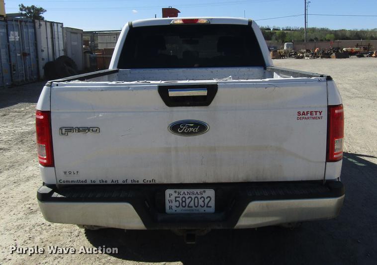 image for item DF7953 2015 Ford F150 SuperCab pickup truck