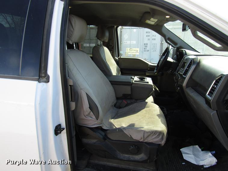 image for item DF7953 2015 Ford F150 SuperCab pickup truck