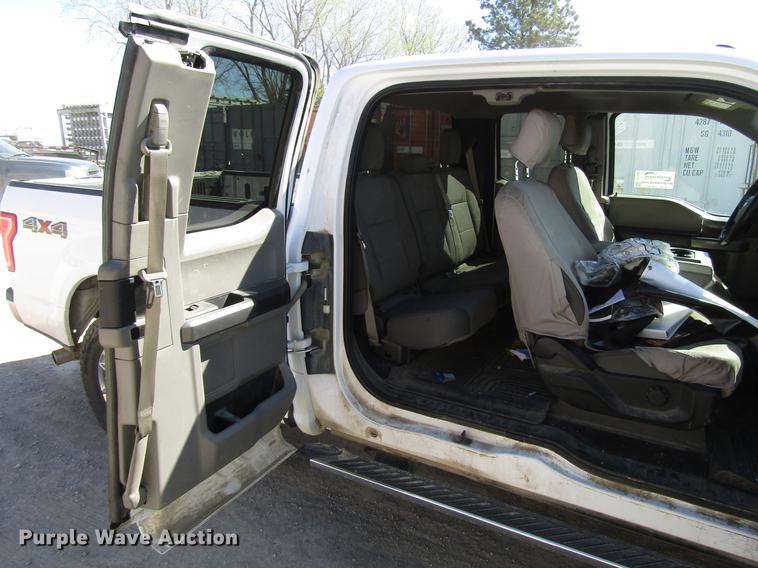 image for item DF7953 2015 Ford F150 SuperCab pickup truck