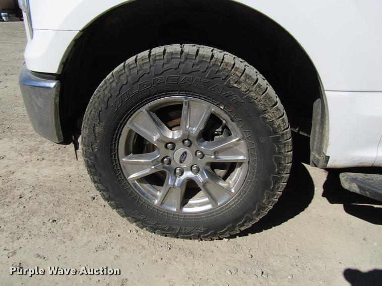 image for item DF7953 2015 Ford F150 SuperCab pickup truck