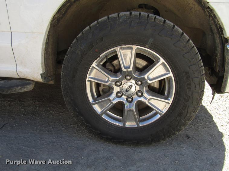 image for item DF7953 2015 Ford F150 SuperCab pickup truck