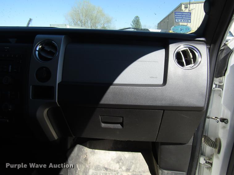 image for item DF7972 2012 Ford F150 SuperCab pickup truck