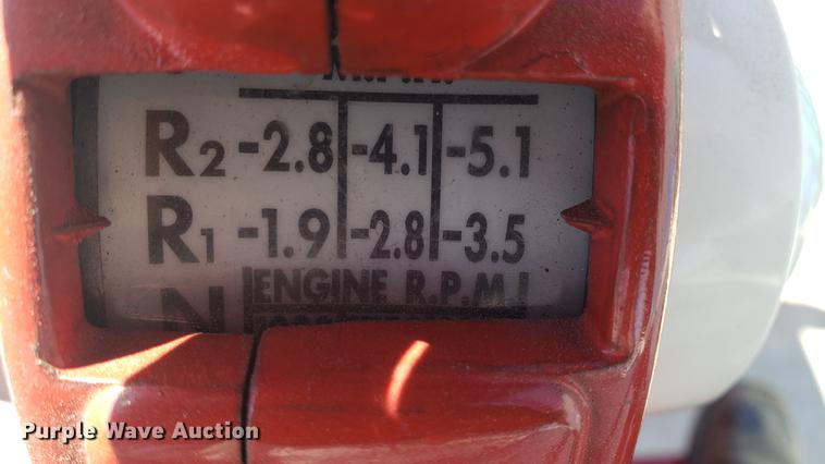 image for item EN9877 1960 Ford 981D tractor