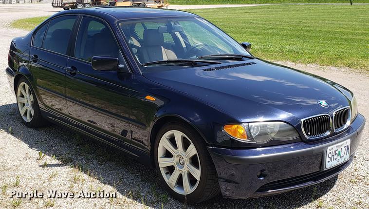 image for item EN9955 2002 BMW 325i