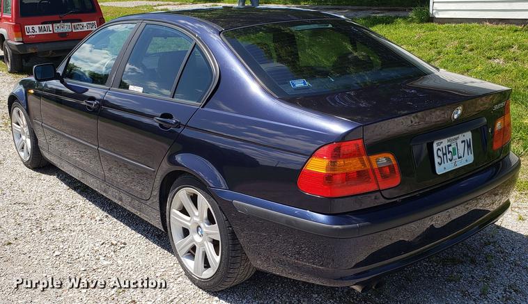 image for item EN9955 2002 BMW 325i