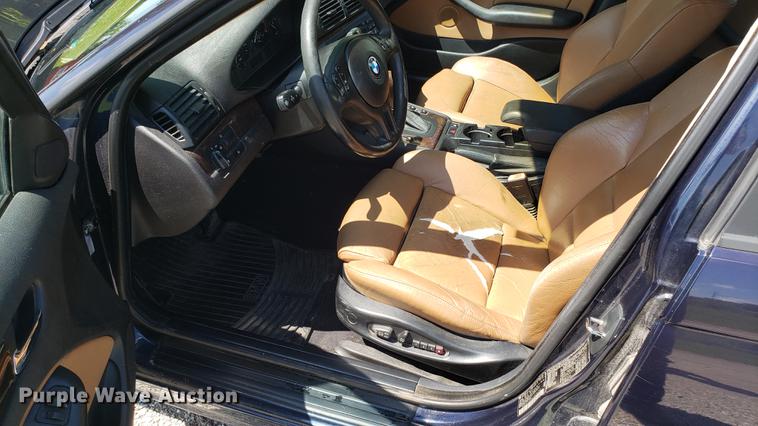 image for item EN9955 2002 BMW 325i