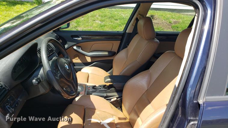 image for item EN9955 2002 BMW 325i