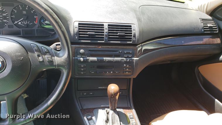 image for item EN9955 2002 BMW 325i