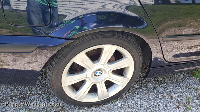 image for item EN9955 2002 BMW 325i