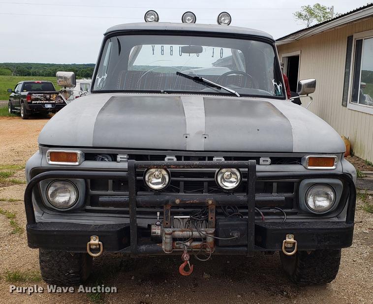 image for item EN9994 1965 Ford F100 pickup truck