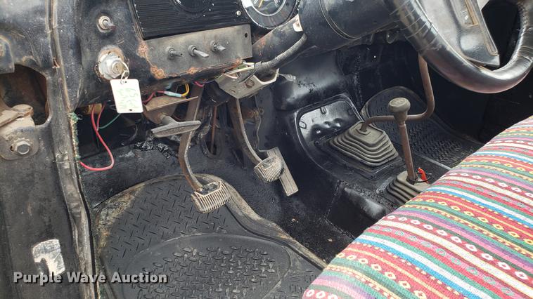 image for item EN9994 1965 Ford F100 pickup truck