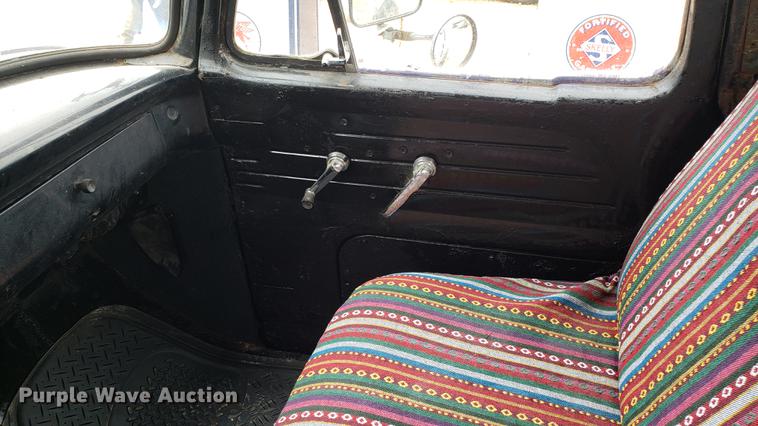 image for item EN9994 1965 Ford F100 pickup truck