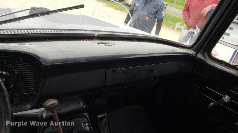 image for item EN9994 1965 Ford F100 pickup truck