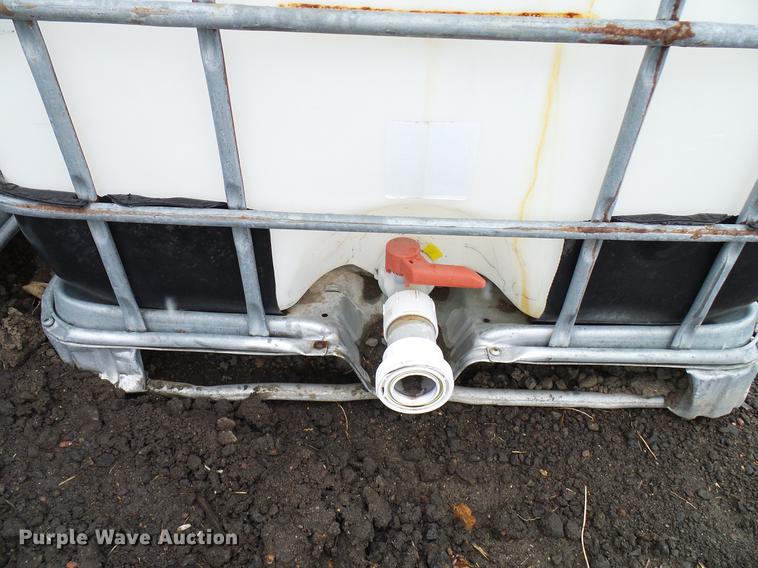 image for item EO9811 (6) Schutz poly tanks